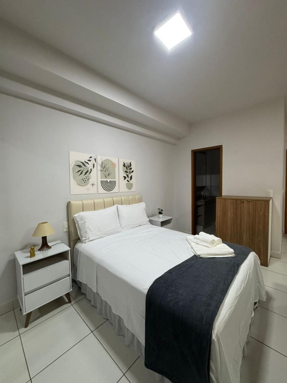View (from property/room), Photo of the whole room, Bedroom