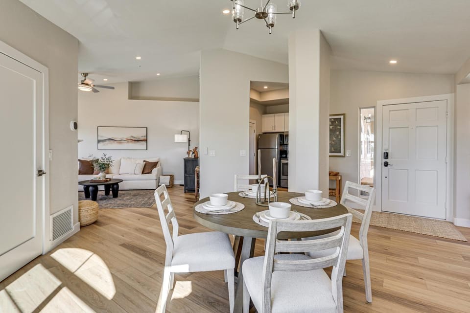 Walkable Scottsdale Oasis w/ Pool Near Old Town House in Scottsdale