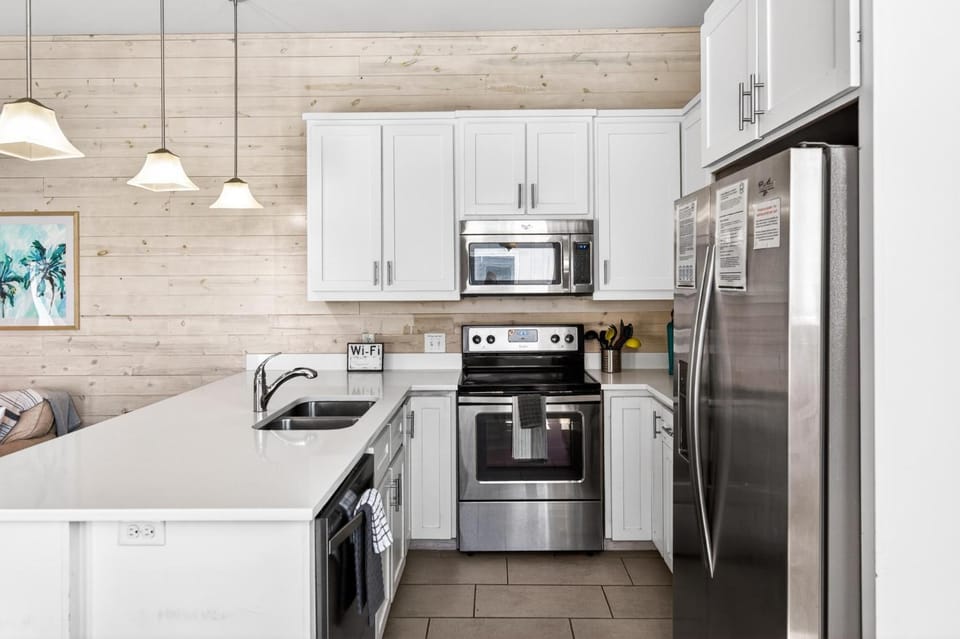 Shared Heated Pool Pet & Family Friendly Winter Rates House in Port Aransas