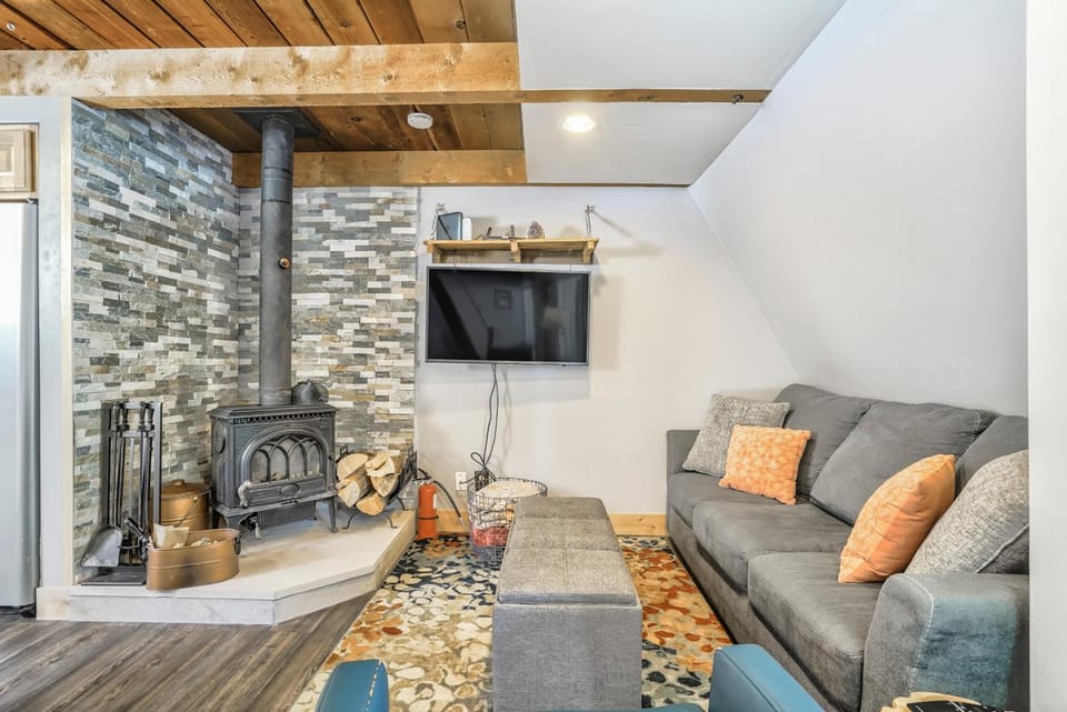 Mountain A Frame w Wood Stove Downtown House in Breckenridge