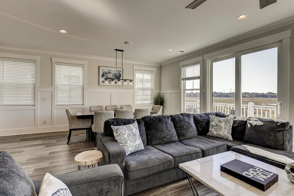 Brand New Waterfront Luxury Home Private Covered Pool Sleeps 14 Gorgeous Views Elevator House in Hilton Head Island