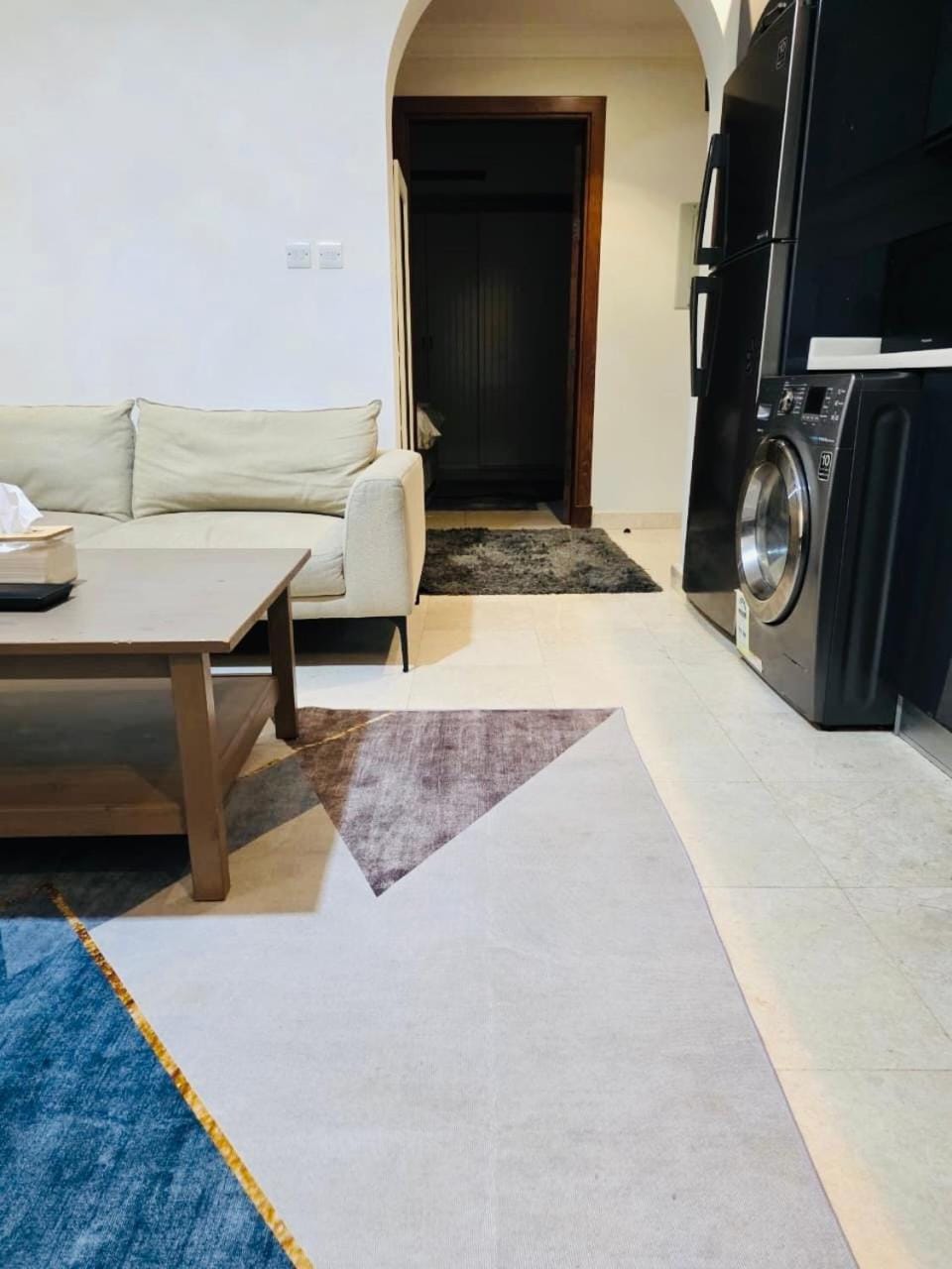 1 BHK self entry on Andlous Road Apartment in Jeddah