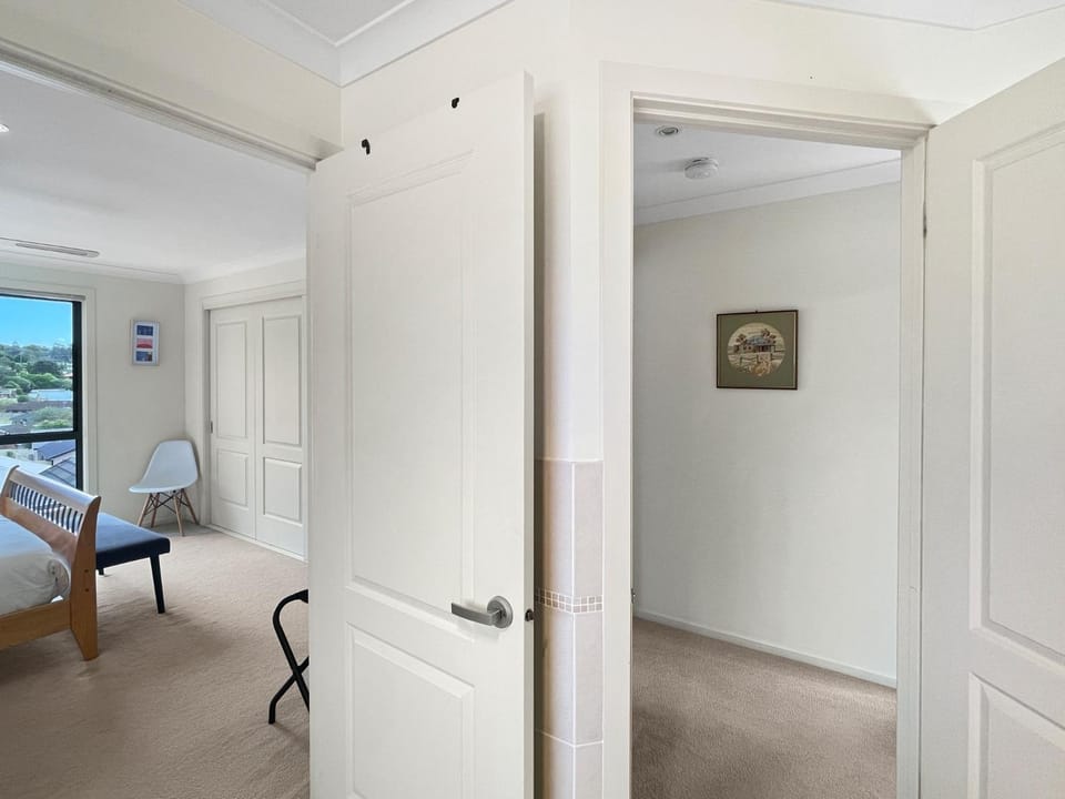 Villa Franco Pet Friendly Walk to the Beach House in New South Wales