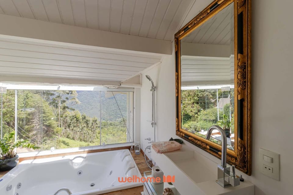 Casa em Campos do Jordão com Hidromassagem e Vista House in Campos do Jordão