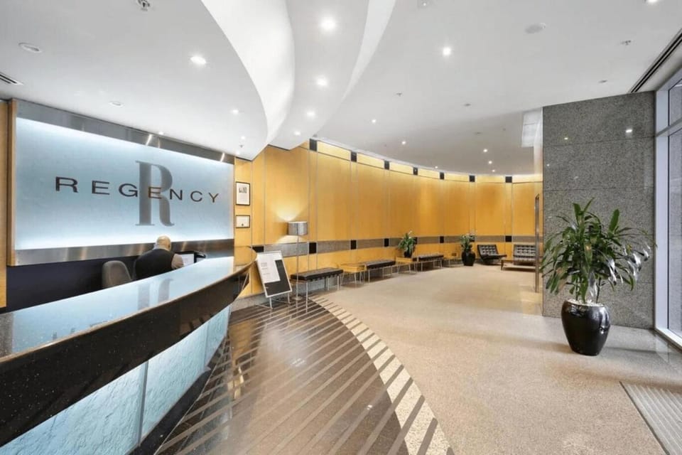 Chatswood Convenience - Steps to Train & Metro - HELP5 Apartment in Sydney
