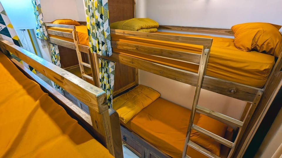 Bed, Bedroom, bunk bed