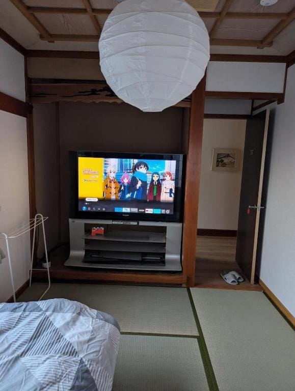 TV and multimedia, Photo of the whole room