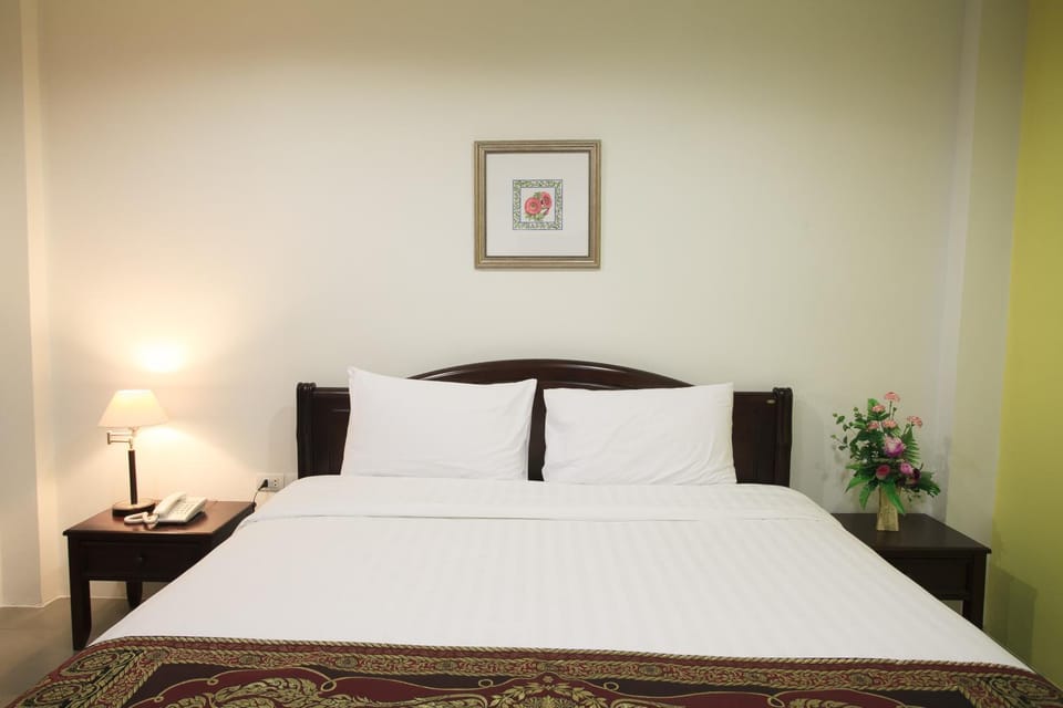 Bed, Photo of the whole room