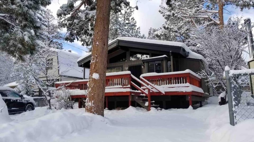 Bearadise Cabin Cabin in Southern California