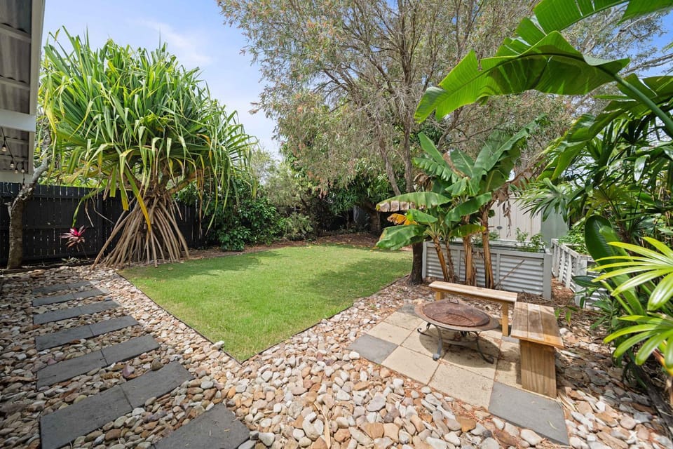 Natural landscape, Garden, Garden view