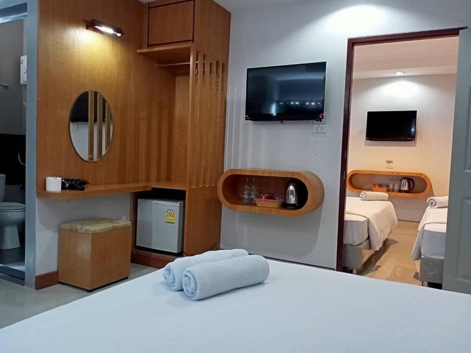 Bed, View (from property/room), Bedroom