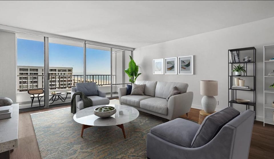 Santa Monica Ocenfront 2 Bedroom Villa with Parking Apartment in Venice Beach
