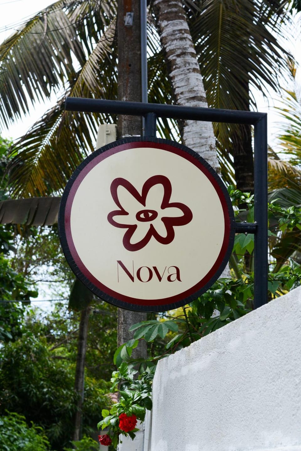 Nova Surf House Bed and Breakfast in Southern Province