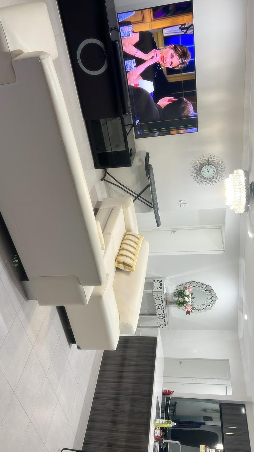 Welcome to Woodlink Luxury in Collingwood Park House in Redbank Plains
