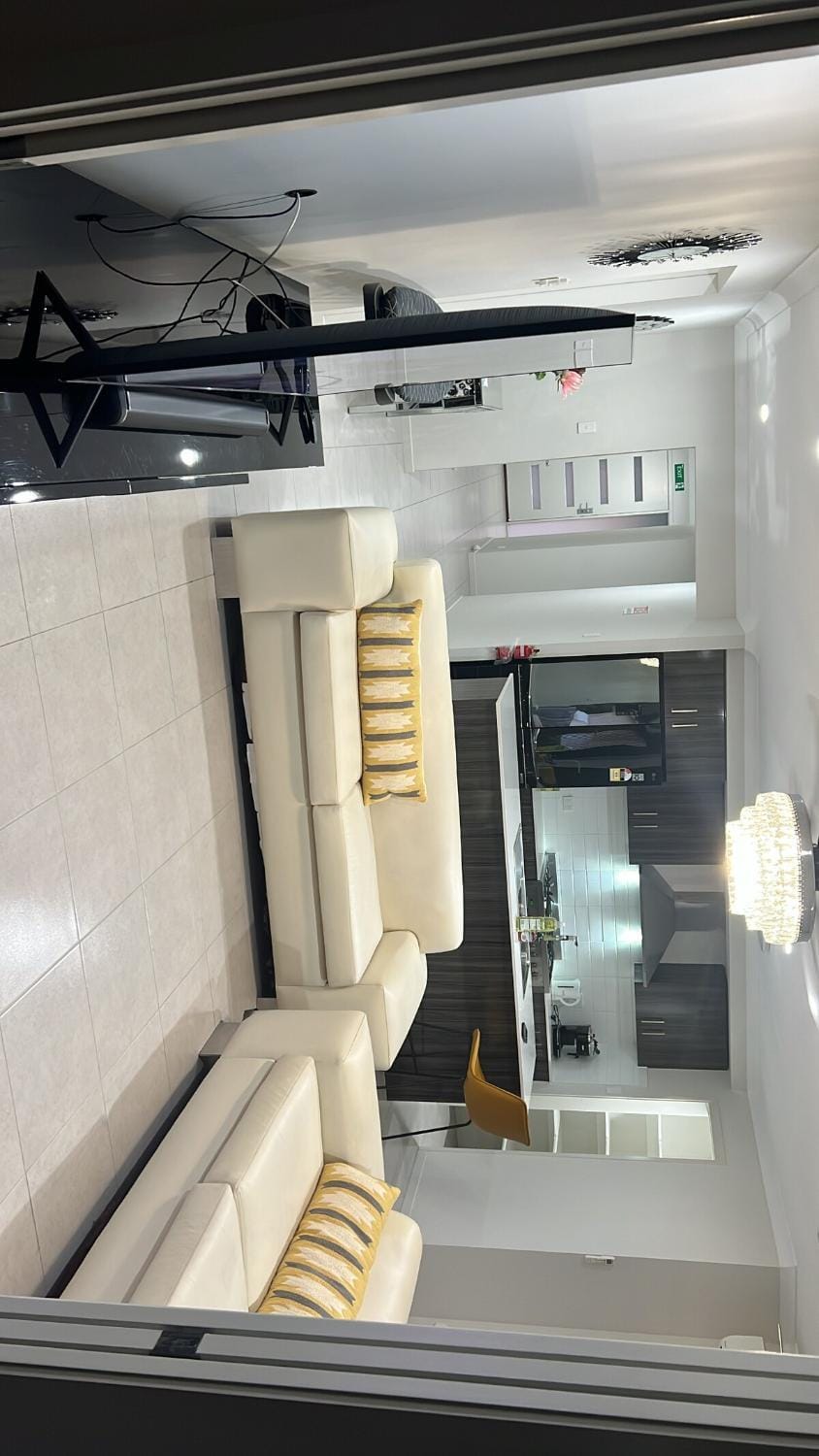 Welcome to Woodlink Luxury in Collingwood Park House in Redbank Plains