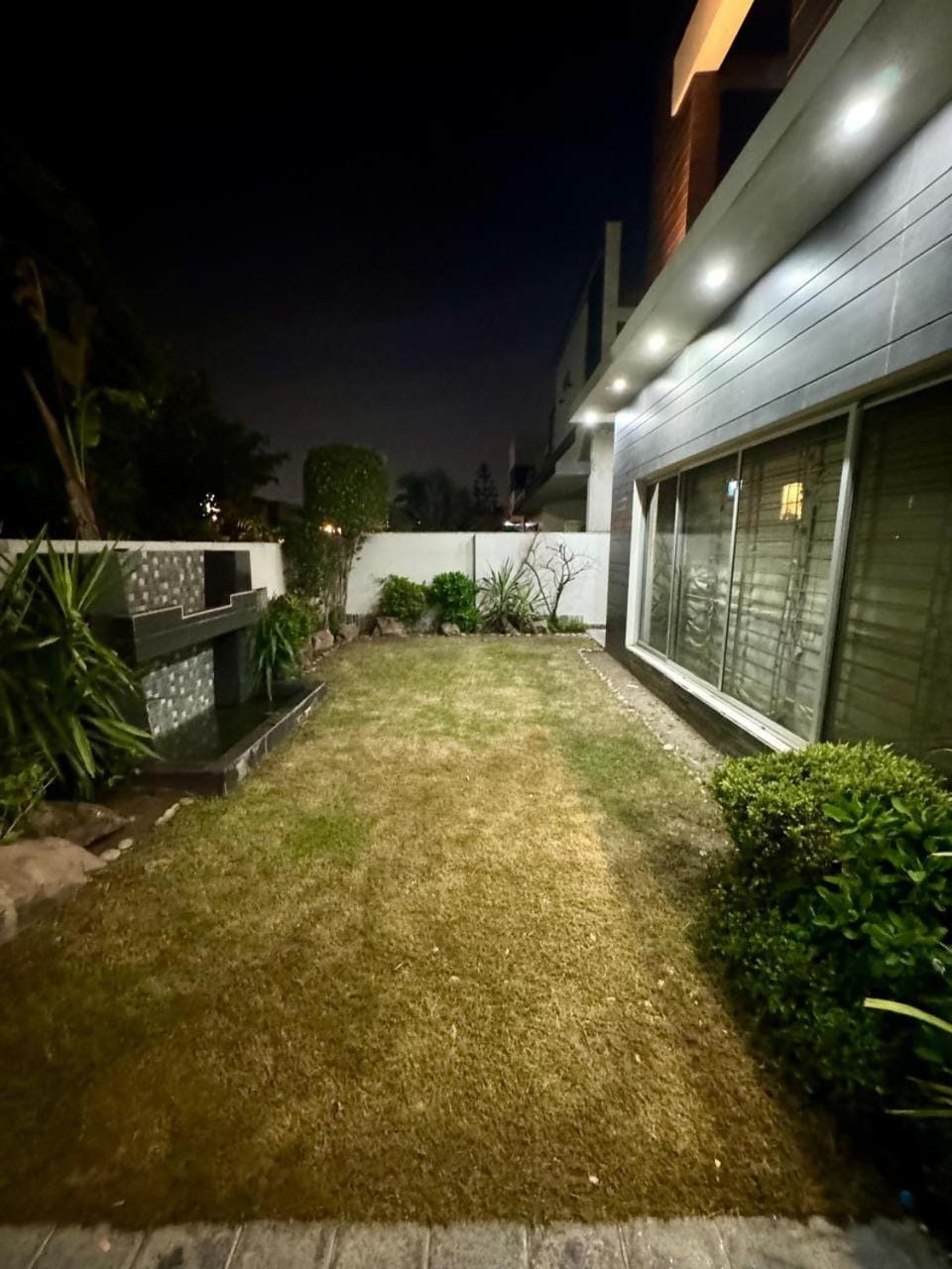 Elegant 6-Bedroom Furnished Family Home - DHA Phase-6 Lahore House in Lahore
