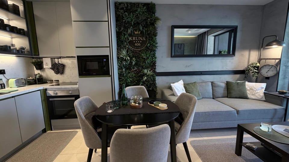 Coffee/tea facilities, Living room, Seating area, Dining area, minibar, oven, pet friendly, stove