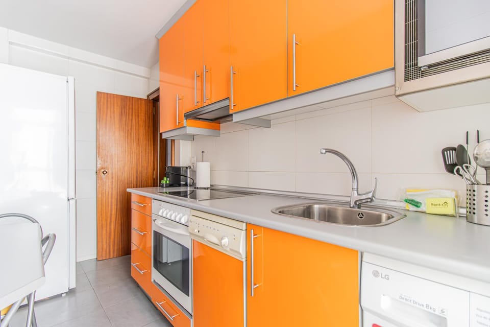 dishwasher, oven, stove