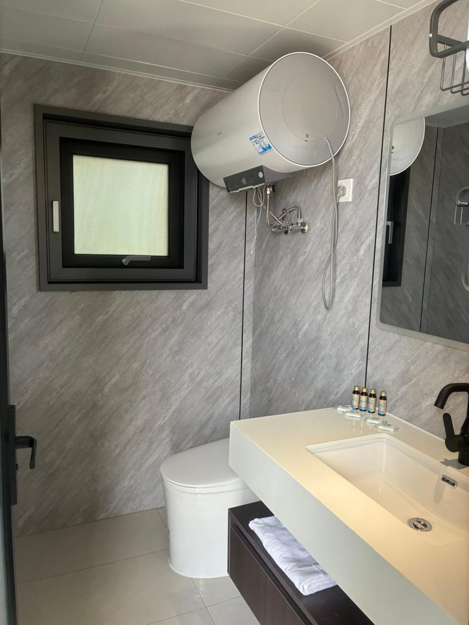 Space Capsules Luxury tent in Dobrich Province, Bulgaria