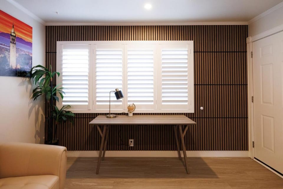 Lobby or reception, heating, air conditioner
