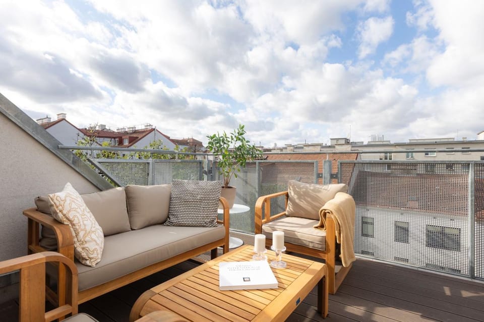 Patio, Balcony/Terrace, Balcony/Terrace, Seating area