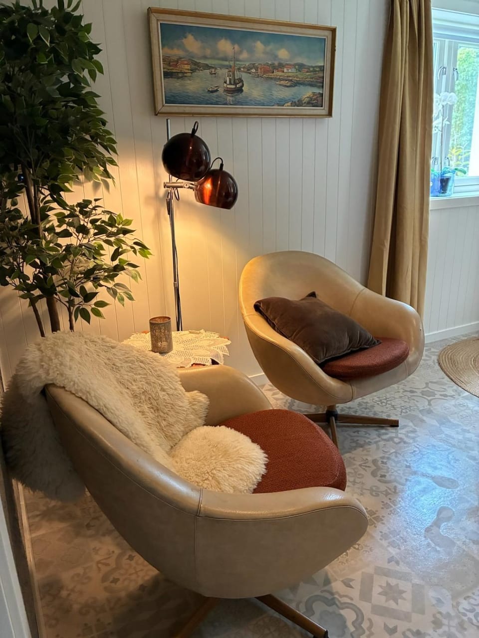 Living room, Seating area