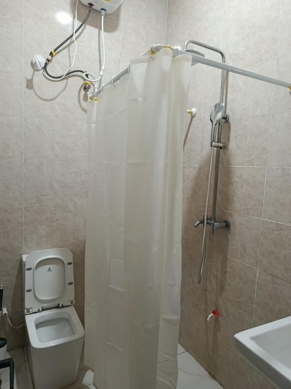 Shower, Toilet, Bathroom