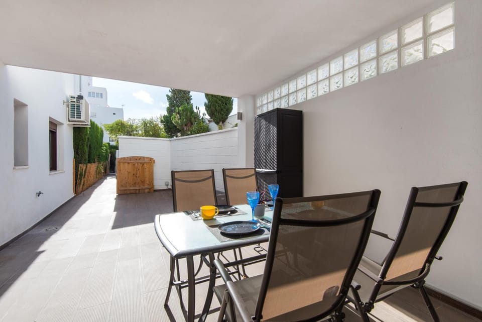 Balcony/Terrace, Dining area