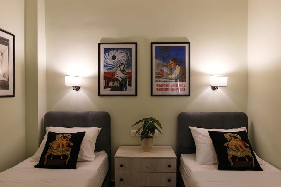 2 BR Apartment with Sitcom Vibes VIPGreece Apartment in Athens