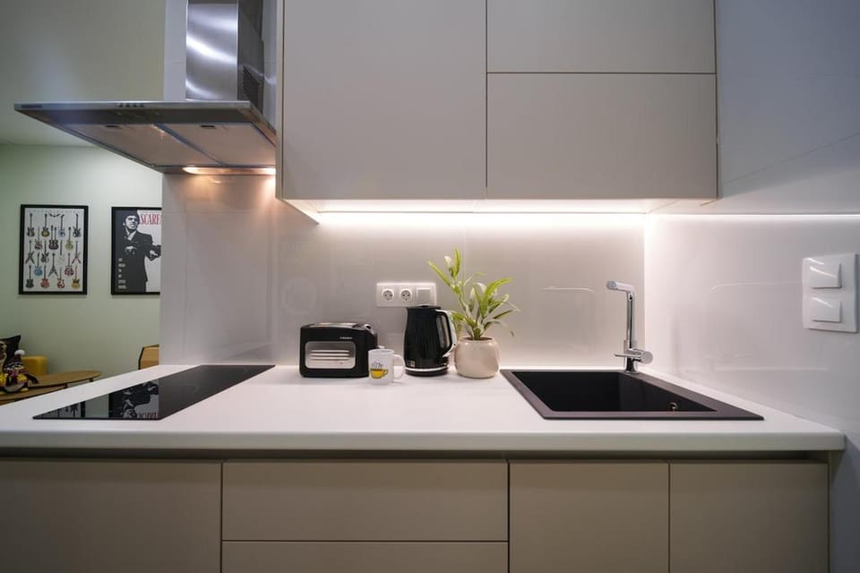 2 BR Apartment with Sitcom Vibes VIPGreece Apartment in Athens