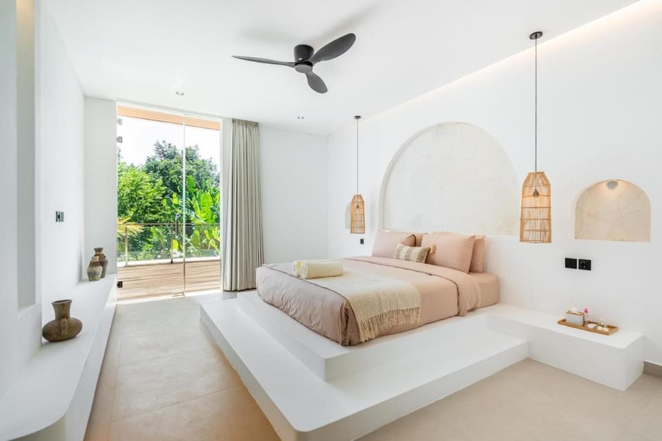 Villa SANTI 4 bedrooms pool Near Sanur Beach Villa in Denpasar