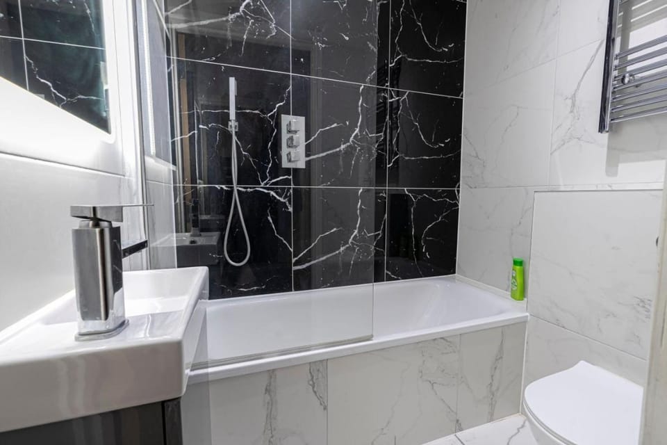 Bathroom, Bath