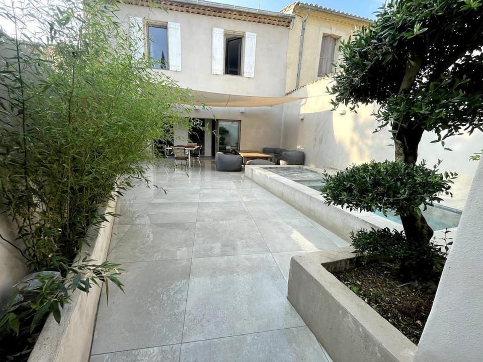 Quiet house, air conditioning, 3 bedrooms, small pool House in Occitanie