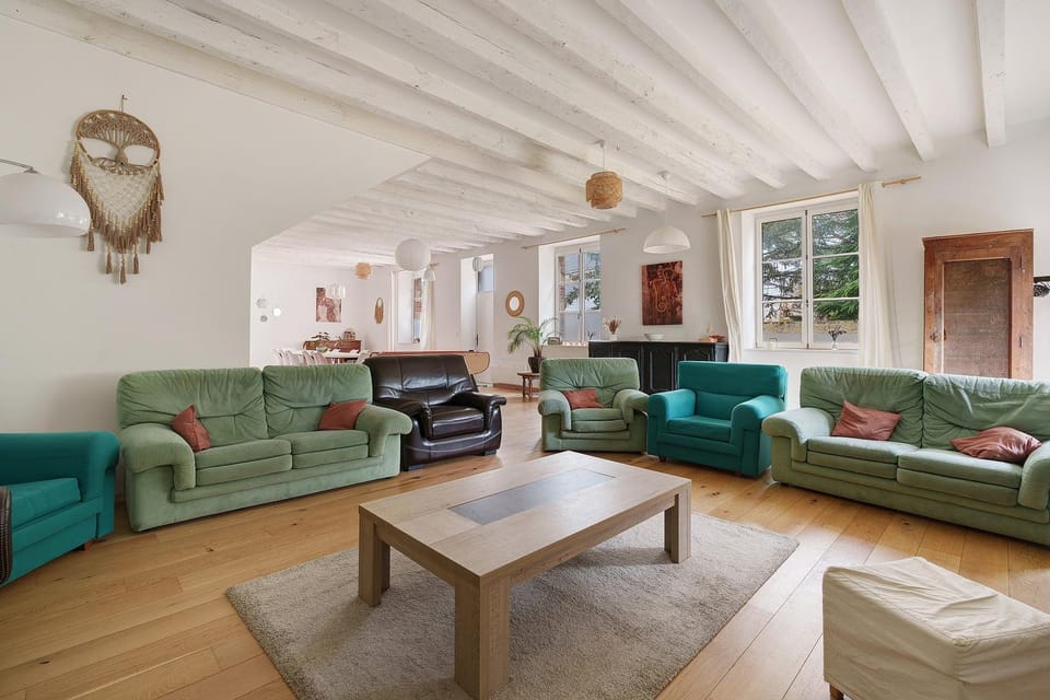 Property building, Living room
