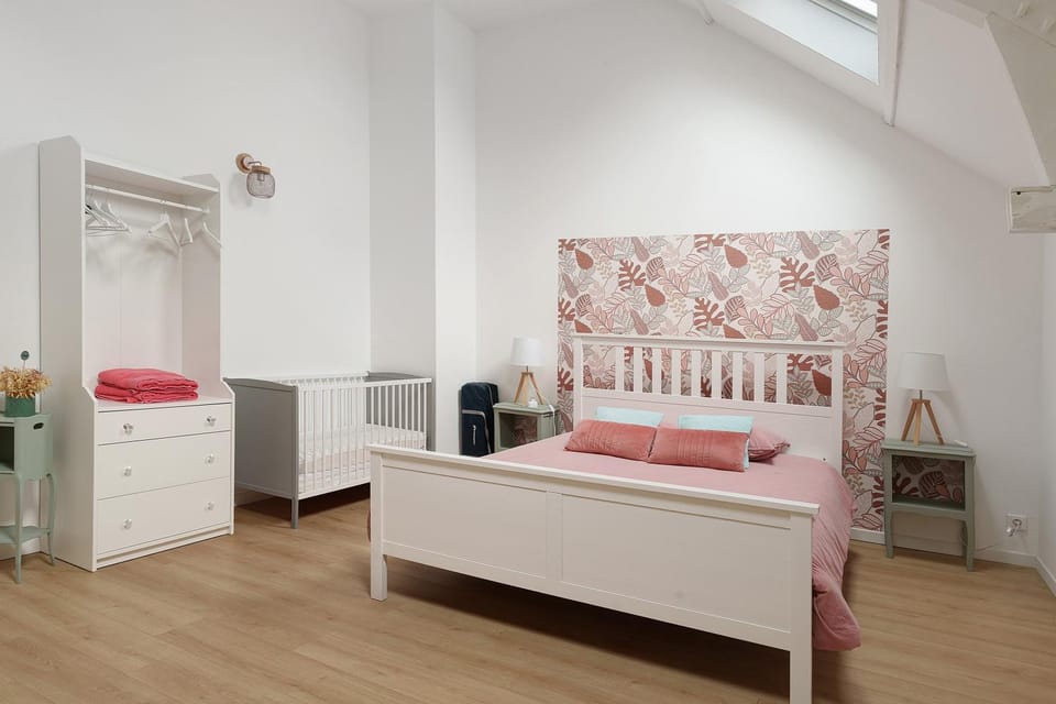 Living room, Bedroom