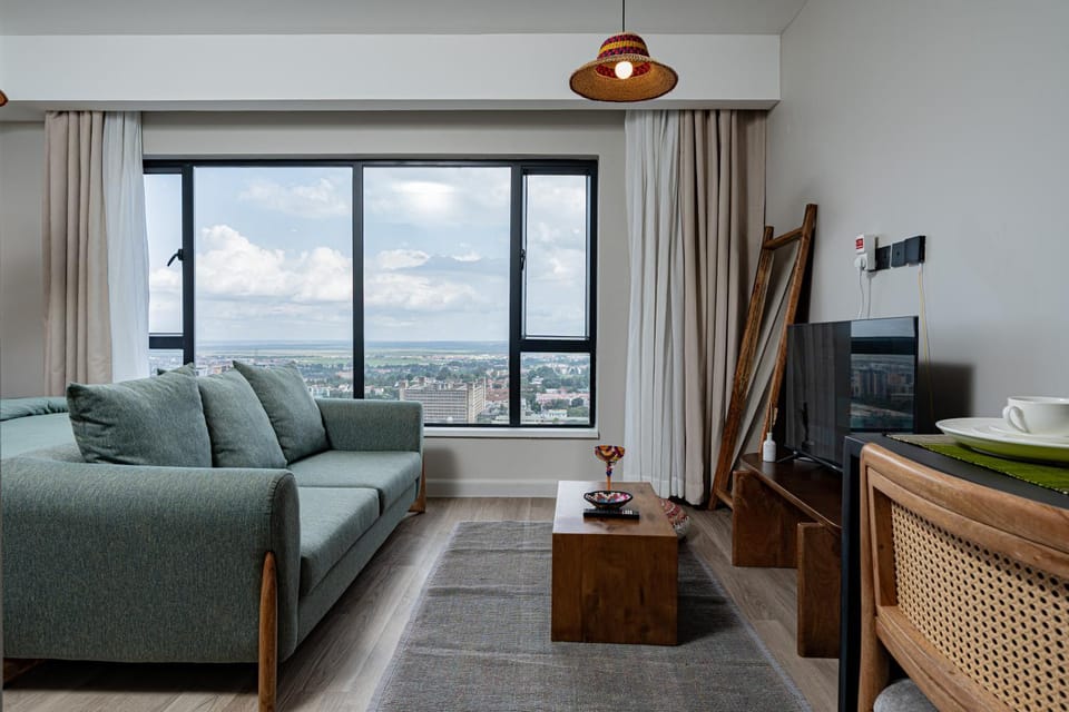 TV and multimedia, Living room, Seating area, Evening entertainment