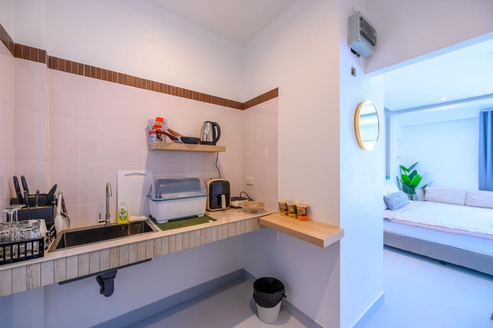 Sunny Blue Runway Apartment in Ko Samui