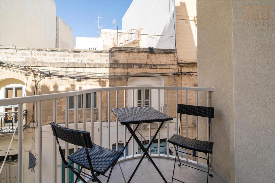 Patio, View (from property/room), Balcony/Terrace