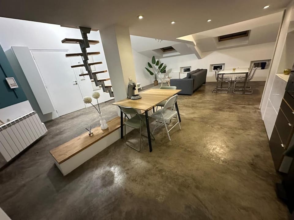 Appartement loft proche frontières Apartment in Grand Est