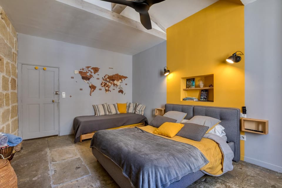 Living room, Bedroom