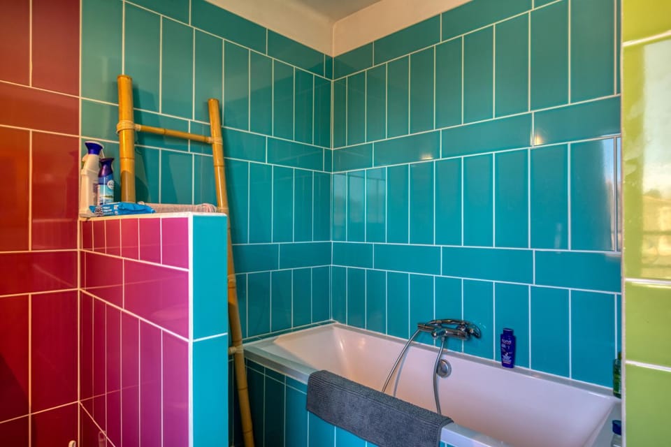 Bathroom, Living room