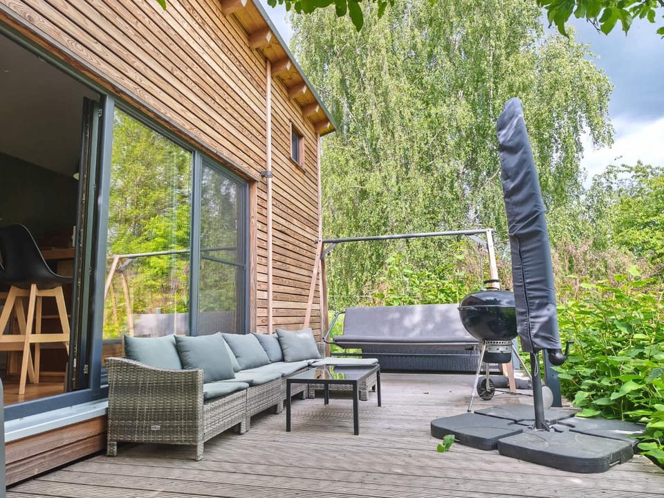Tiny House mit Kaminofen & Terrasse direkt an Naturteichen - bis 5 Personen - Für Kurzentschlossene House in Saxony