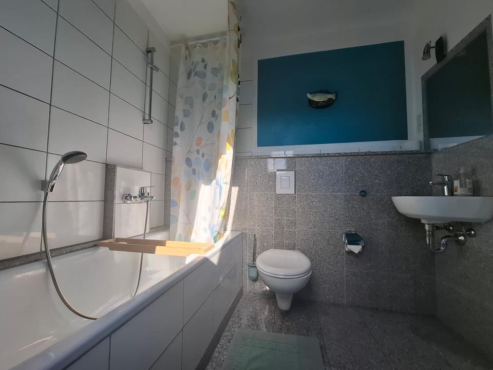 Bathroom, Bath