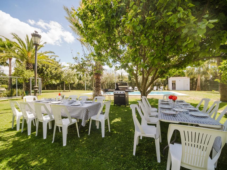 BBQ facilities, Swimming pool