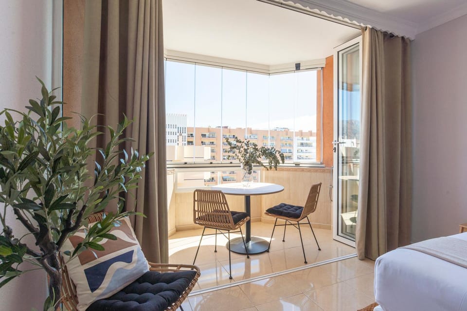 Balcony/Terrace, Photo of the whole room, Dining area