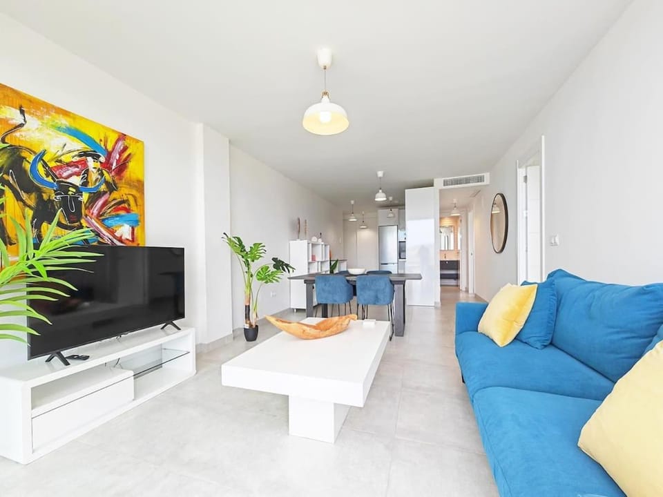Seaview - Padel Court - Pool - Gym - FREE PARKING Apartment in Costa del Sol