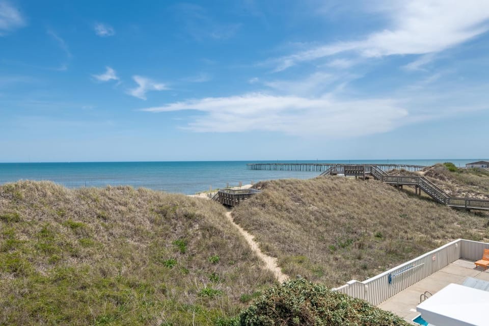 Big Daddy's - Nags Head MP 11, Oceanfront, Pool, Hot Tub, Pool Table, Flex Stays, Pets OK House in Nags Head