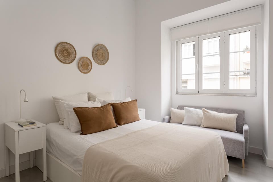 Stylish 2-Bedroom Apartment with Terrace in Alcântara Apartment in Lisbon