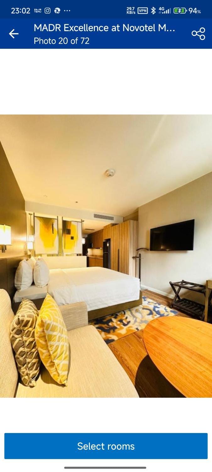 RBR LUX Novotel Manila Hotel Residences Acqua Hotel in Mandaluyong