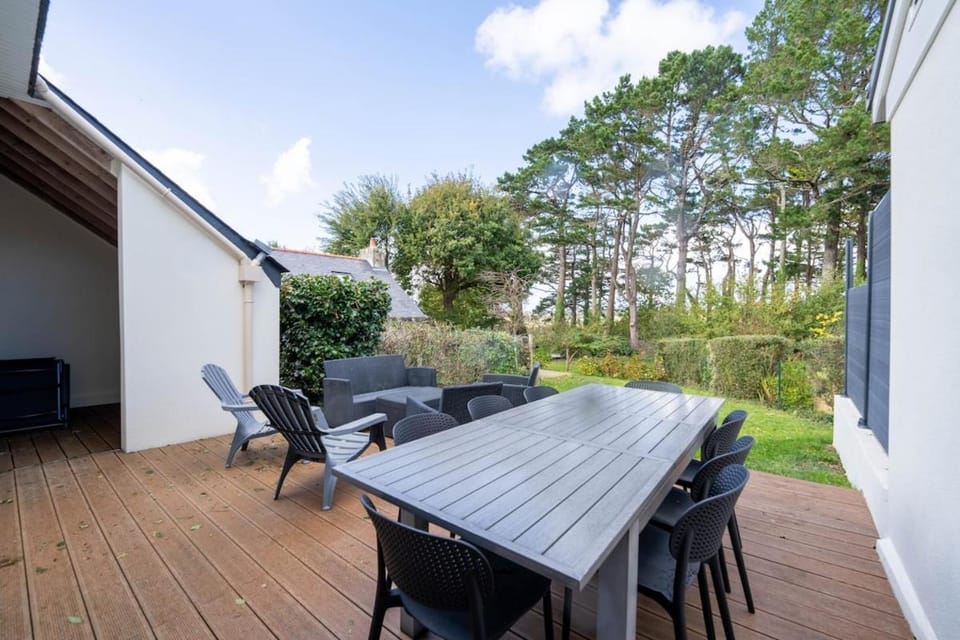 Patio, Garden, Balcony/Terrace, Dining area, Garden view, Family